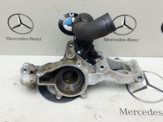корпус термостата BMW X1 F48 2018, 2.0 л., бензин, 5138771