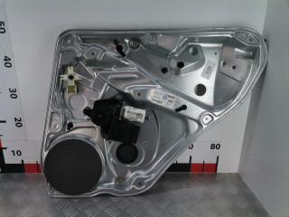 стеклоподъемник электрический задний правый Volkswagen Passat B5 1999, 2.3 л., МКПП, универсал, 3B9839656C