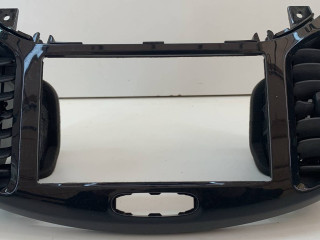 рамка под магнитолу Nissan Juke YF15 [рестайлинг] 2012, 682601KK0A, P10380B48000