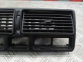 дефлектор обдува салона Volkswagen Golf 4 поколение 2001, 1.6 л., МКПП, универсал, 1J0819728F01C - фото №2