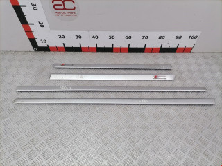 Комплект молдингов Audi A4 B7 2006, 2.0 л., МКПП, универсал, 8E0853963GRU