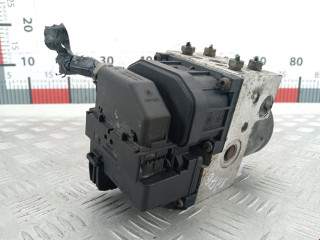 блок ABS Renault Scenic 1 поколение [рестайлинг] 2002, 2.0 л., АКПП, минивэн, 7701052726