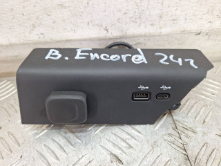 разъем AUX / USB Buick 2024, 1704191503, 1A230960226, 527865004