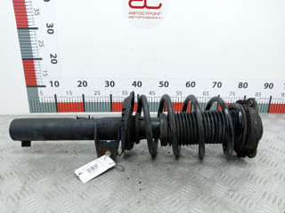 стойка амортизатора Volkswagen Passat B6 2005, 2.0 л., МКПП, универсал, 3AA413031M