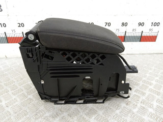 подлокотник Volkswagen Scirocco 3 поколение 2011, 2.0 л., МКПП, хетчбэк 3 дв., 1K5864251C