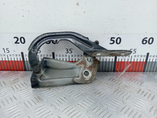 петля капота правая Ford Focus 3 поколение 2012, 1.6 л., МКПП, хетчбэк 5 дв., 1750016