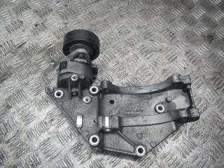 кронштейн генератора Peugeot 407 1 поколение 2008, 2.0 л., МКПП, седан, 9682367380