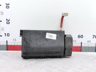 блок предохранителей Opel Astra J 2010, 1.6 л., МКПП, хетчбэк 5 дв., 13302311