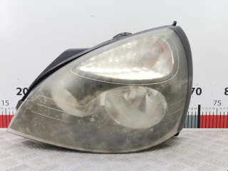 фара левая Renault Clio 2 поколение 2000, 1.2 л., МКПП, хетчбэк 3 дв., 7701054058
