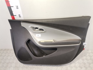 обшивка двери передняя правая Chevrolet Volt 1 поколение 2012, 1.4 л., АКПП, лифтбэк, 22911510