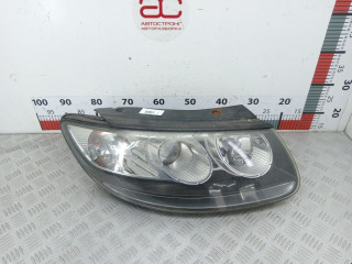фара правая Hyundai Santa Fe 2 поколение (CM) 2008, 2.2 л., АКПП, внедорожник 5 дв., 921022B071