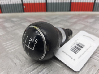 ручка кулисы КПП Volkswagen Golf 5 поколение 2005, 1.4 л., МКПП, хетчбэк 5 дв.