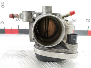 заслонка дроссельная Volkswagen Passat B5 2000, 2.0 л., МКПП, универсал, 06B133062L