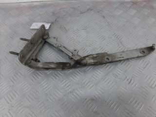 петля капота правая Land Rover Discovery 3 поколение 2004, 2.7 л., АКПП, внедорожник 5 дв., 5H2216537AA