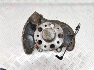 ступица передняя левая Mercedes-Benz C-Класс W203/S203/CL203 2003, 1.8 л., МКПП, универсал, A2043320101