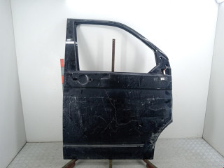 дверь передняя правая Volkswagen Transporter T5 2009, 7LA831056B