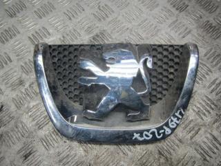 решетка радиатора Peugeot 207 1 поколение [рестайлинг] 2011, 1.4 л., МКПП, хетчбэк 5 дв., 303002001, 18C0001030