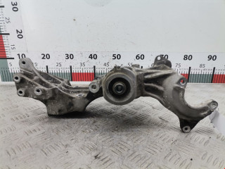 кронштейн генератора Audi A4 B5 1997, 1.8 л., МКПП, универсал, 058145523E