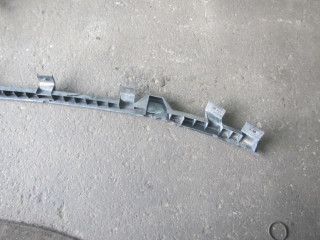 крепление бампера Volkswagen Transporter T4 2001, 2.5 л., МКПП, микроавтобус, 7D0807183B