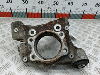 кулак задний левый Audi A6 4F/C6 2006, 3.0 л., вариатор, универсал, 4F0505433G