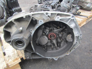 КПП механическая (МКПП) Volkswagen Transporter T4 2002, 2.5 л., МКПП, микроавтобус, DXZ