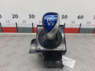 кулиса Toyota Prius 3 поколение 2009, 1.8 л., АКПП, хетчбэк 5 дв., 3355047051