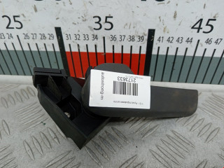 захватный крюк капота Volkswagen Golf 5 поколение 2009, 1.4 л., МКПП, универсал, 1J1823533C