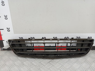 заглушка (решетка) в бампер Opel Corsa D 2008, 1.2 л., МКПП, хетчбэк 3 дв., 13231589