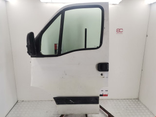 дверь передняя левая Renault Master 2 поколение 2003, 2.2 л., МКПП, микроавтобус, 7751474636