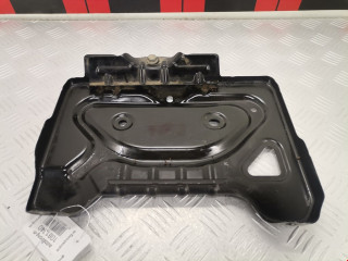 крепление аккумулятора Mercedes-Benz E-Класс W212/S212/C207/A207 2010, 2.2 л., АКПП, седан, A2126200118
