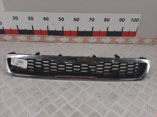 решетка радиатора Kia Soul 1 поколение 2010, 1.6 л., МКПП, хетчбэк 5 дв., 863502K050
