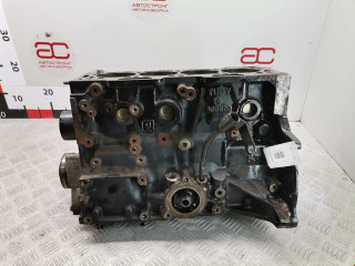блок цилиндров Peugeot 307 1 поколение 2004, 1.6 л., МКПП, хетчбэк 5 дв., 0130W2