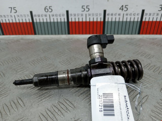 форсунка Audi A4 B7 2007, 2.0 л., МКПП, седан, 03G130073T