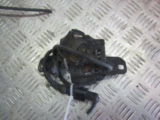 замок капота Volkswagen Golf 3 поколение 2000, 1J0823509C
