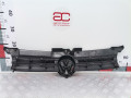 решетка радиатора Volkswagen Golf 4 поколение 2002, 1.6 л., МКПП, хетчбэк 5 дв., 1J0853653C - фото №4