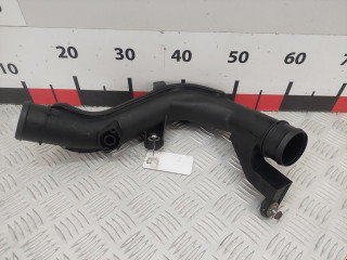 патрубок интеркулера Volkswagen Golf 5 поколение 2005, 2.0 л., МКПП, хетчбэк 5 дв., 5N0145770A