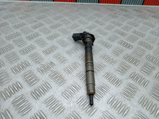 форсунка Volkswagen Passat B6 2009, 2.0 л., МКПП, универсал, 03L130277