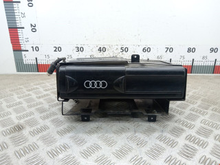 CD-чейнджер Audi A4 B5 1997, 1.8 л., МКПП, универсал, 8D9035111
