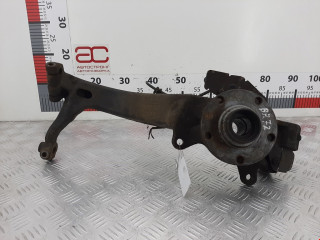 ступица передняя правая Audi A8 D2/4D 1998, 2.5 л., МКПП, седан, 4D0407258L