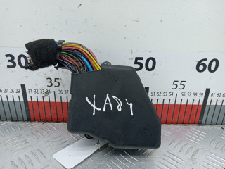 блок предохранителей Audi A3 8L 2000, 1.9 л., МКПП, хетчбэк 5 дв., 8D1941824