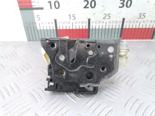 замок двери передней правой Volkswagen Passat B6 2009, 2.0 л., МКПП, универсал, 3C2837016A