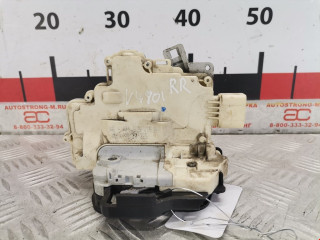 замок двери задней правой Audi A6 4F/C6 2007, 2.8 л., МКПП, универсал, 4F0839016A