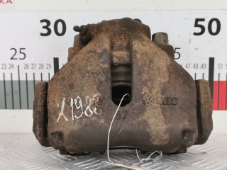 суппорт передний левый Audi A4 B6 2001, 2.0 л., вариатор, седан, 8E0615123A