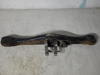 кронштейн КПП Volkswagen Touareg 1 поколение 2006, 3.0 л., BKS, дизель, 6МКПП, черный, внедорожник 5 дв., полный привод, 7L06399227B