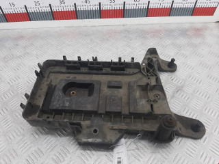 крепление аккумулятора Volkswagen Passat B6 2007, 2.0 л., робот, универсал, 1K0915333H
