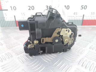 замок двери передней правой Volkswagen Golf 4 поколение 2001, 1.9 л., МКПП, универсал, 6X1837014H
