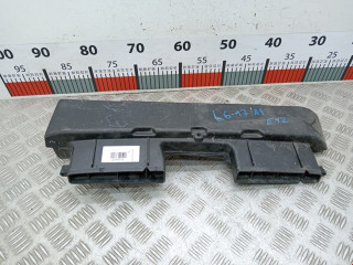 воздухозаборник BMW 7 серия F01/F02 2012, 3.0 л., АКПП, седан, 13717791985