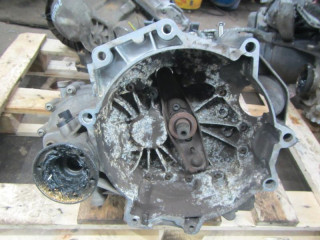 КПП механическая (МКПП) Volkswagen Golf Plus 1 поколение 2007, 1.6 л., МКПП, JHN