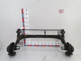 балка подвески задняя Audi A4 B5 1996, 1.6 л., АКПП, седан, 8D0500047