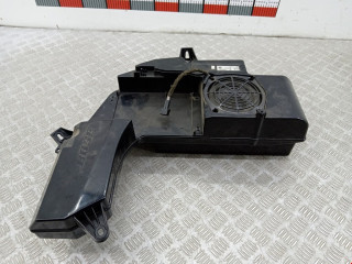 сабвуфер Audi A4 B5 1999, 1.6 л., МКПП, универсал, 8E9035382C
